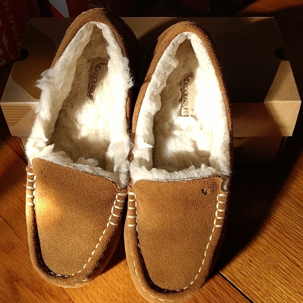 Kookaburra by UGG Lezly Chestnut size 6